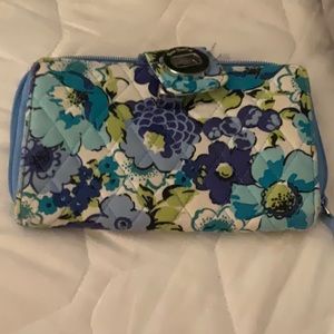 Vera Bradley turnlock wallet blueberry bloom